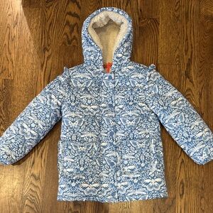 Mini Boden Blue and White Butterfly Puffer Jacket size 6/7
